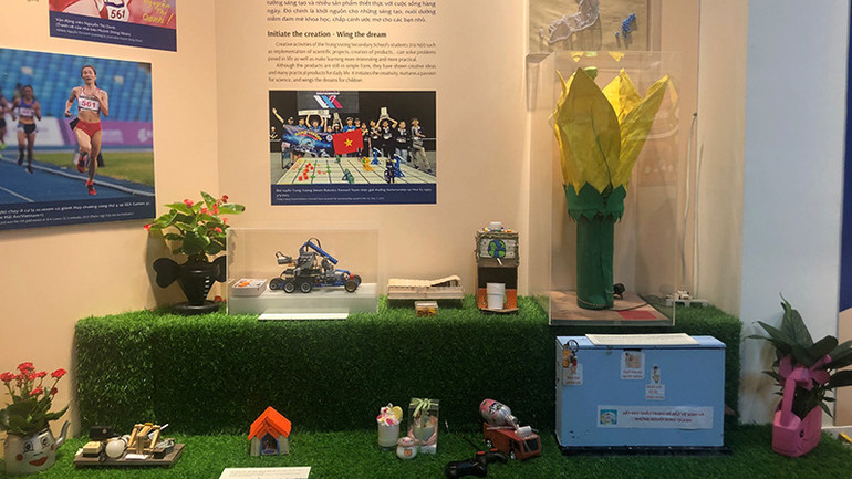 Không gian trải nghiệm giới thiệu các vật dụng tái chế.