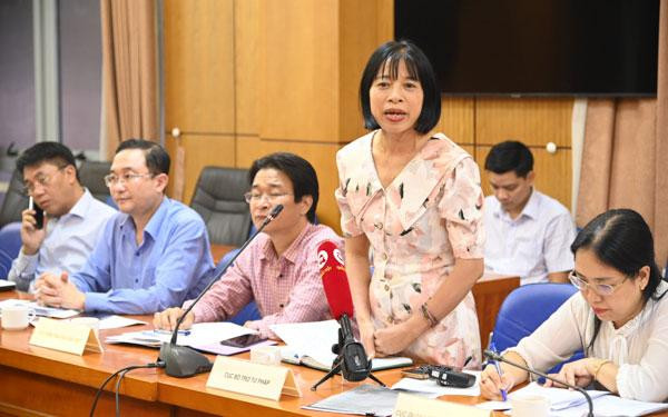 Bà Nguyễn Thị Mai, Phó Cục trưởng Cục Bổ trợ tư pháp.