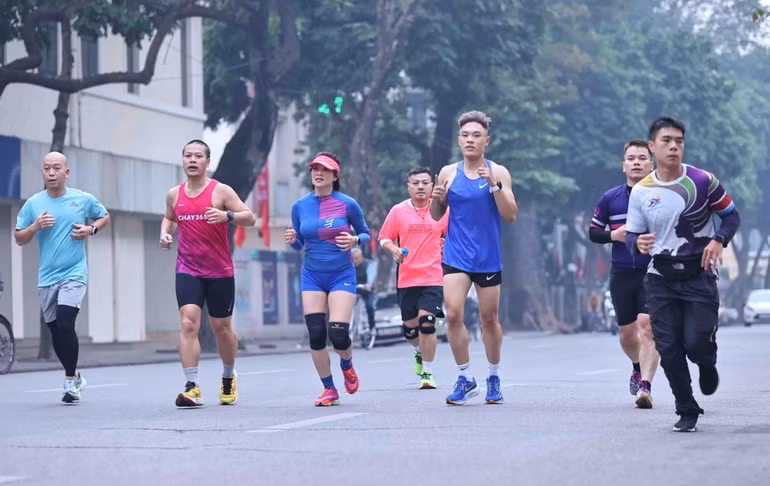 Khởi động một năm mới nhiều sức khỏe, bình an của nhiều người yêu thể thao.