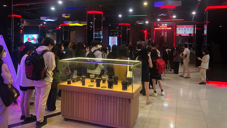 “Đào, Phở và Piano” tăng suất chiếu nhưng vẫn chưa đáp ứng được nhu cầu khán giả.