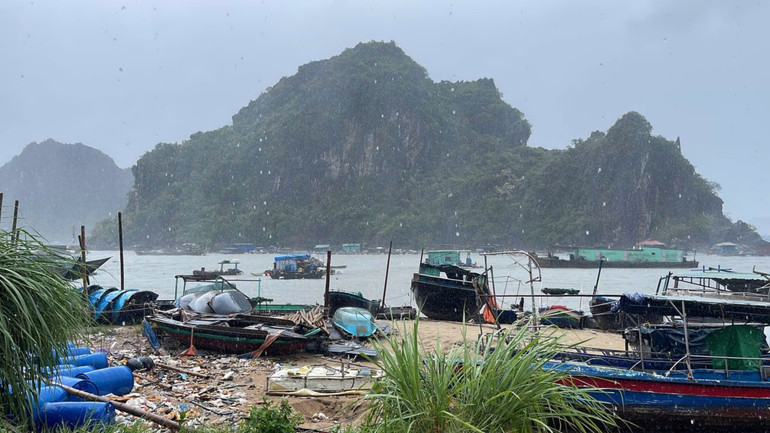[Live] Bão số 3 di chuyển về phía Tây Bắc Bộ và suy yếu thành áp thấp nhiệt đới ảnh 73