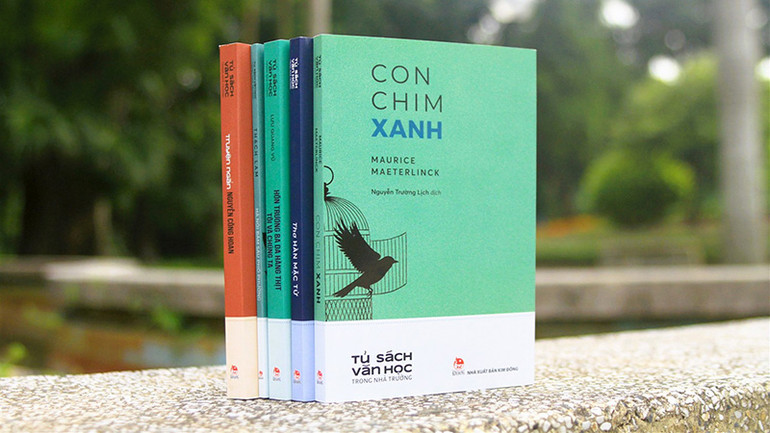 Bộ sách “Tủ sách Văn học trong nhà trường”.