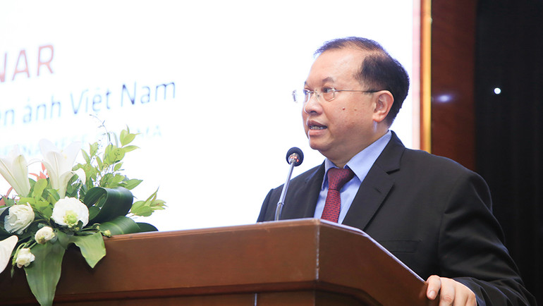 Thứ trưởng Tạ Quang Đông chia sẻ về cơ hội hợp tác giữa hai nền điện ảnh. (Ảnh: ANH VŨ)