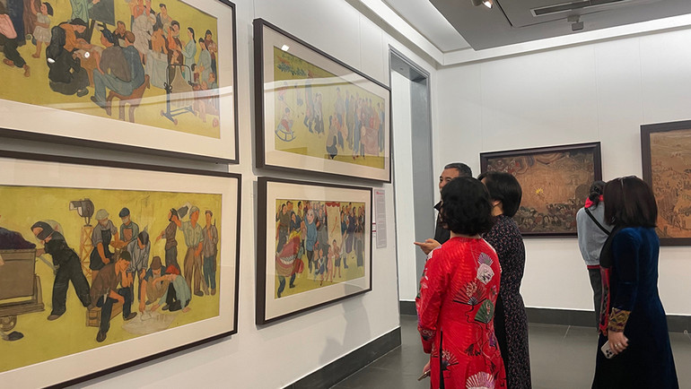 Bộ 4 tác phẩm "Vài nét sinh hoạt của công nhân mỏ", của các tác giả Hoàng Công Luận, Lưu Yên, Bùi Quang Ngọc và Nguyễn Yên.