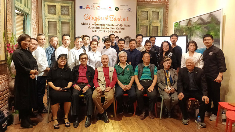 Các diễn giả tham gia chương trình.