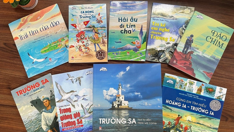 Tủ sách biển đảo Việt Nam của Nhà xuất bản Kim Đồng.