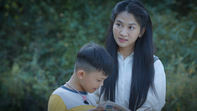 Xuân Anh trong vai cô giáo Tâm.