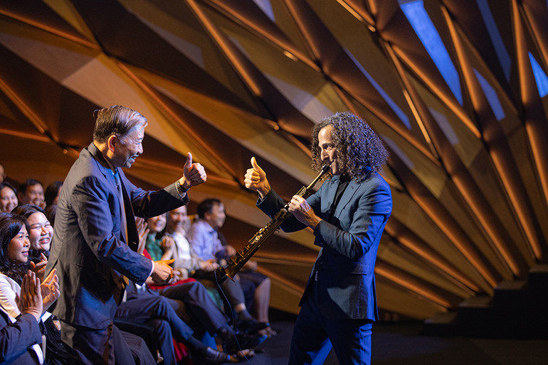 Tác phẩm “Âm nhạc gắn kết mọi người” của tác giả Phạm Tuấn Anh (Hà Nội) đoạt giải nhất ảnh đơn.