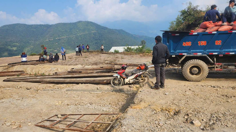 Bản Ma Sang xã Nậm Pì đã hoàn thành bốc thăm chia lô và đã có 7 hộ di chuyển lên nơi ở mới.