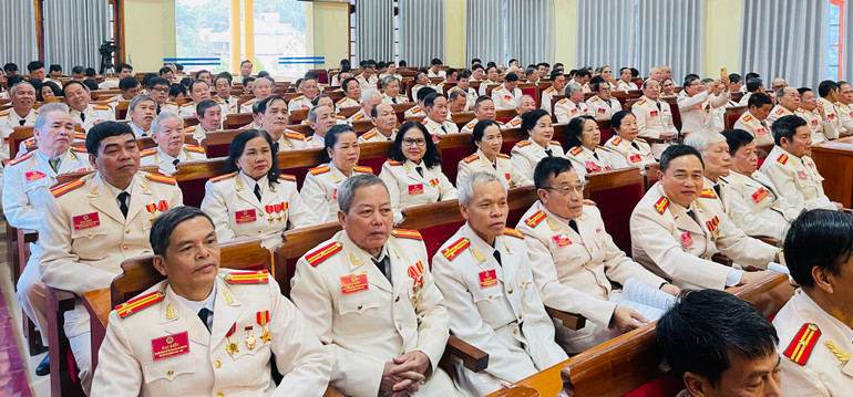 Các đại biểu dự đại hội. (Ảnh: THANH SƠN)