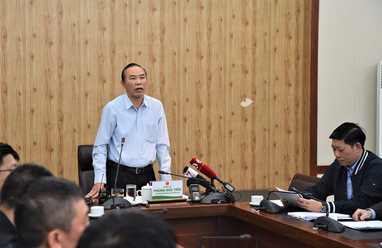 Thứ trưởng Phùng Đức Tiến khẳng định: Gỡ cảnh báo “thẻ vàng” là nhiệm vụ rất quan trọng trước mắt.