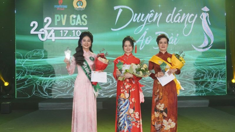 3 thí sinh xuất sắc đạt giải Nhất ở các nhóm lứa tuổi tại cuộc thi.