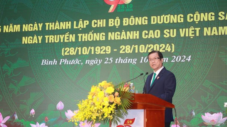 Phó Bí thư Đảng uỷ, Tổng Giám đốc VRG Lê Thanh Hưng phát biểu tại Lễ kỷ niệm.