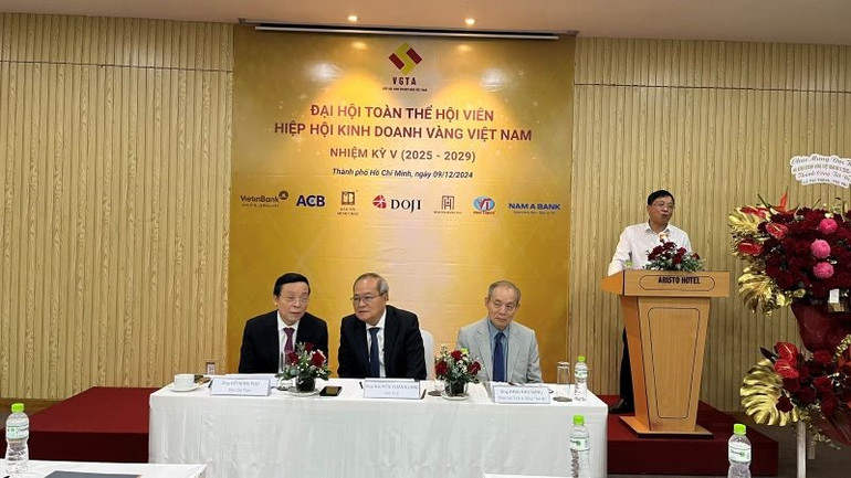 Đại diện Bộ Nội vụ phát biểu tại Đại hội Hiệp hội Kinh doanh Vàng Việt Nam