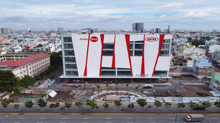 Trung tâm thương mại SATRA Võ Văn Kiệt (số 1466 Võ Văn Kiệt, phường 3, quận 6, Thành phố Hồ Chí Minh) sắp đưa vào hoạt động trong tháng 12/2024.