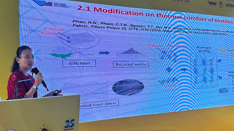 Phó Giáo sư, Tiến sĩ Bùi Mai Hương, Trường đại học Bách Khoa Thành phố Hồ Chí Minh, trình bày công trình nghiên cứu
