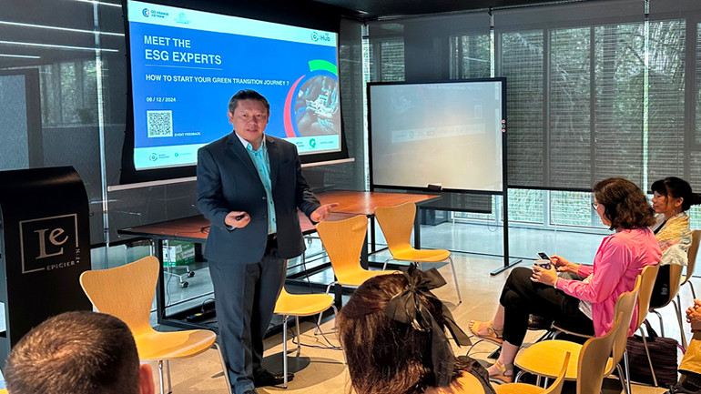 Ông Nguyễn Công Minh Bảo, đồng sáng lập và Giám đốc điều hành Green Transition giới thiệu những giải pháp về ESG, chuyển đổi xanh.