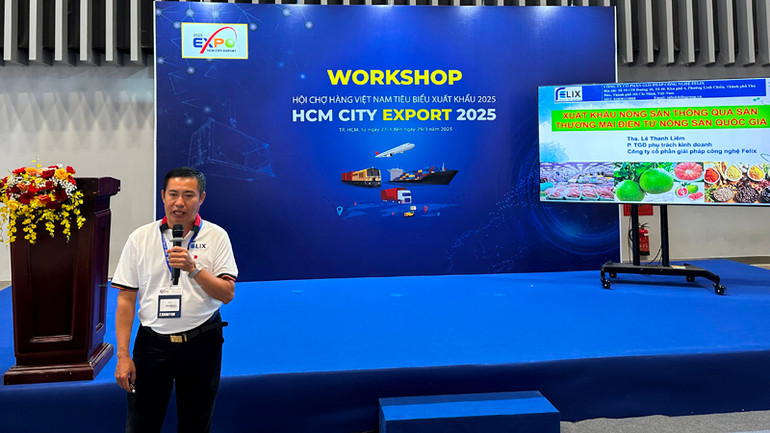 Ông Lê Thanh Liêm, Phó Tổng Giám đốc sàn thương mại điện tử Felix.store, chia sẻ ý kiến tại tọa đàm.