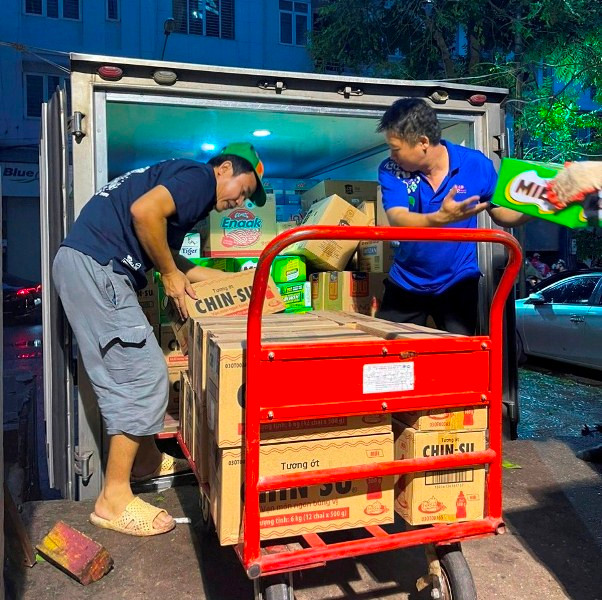 Saigon Co.op linh động sử dụng xe tải để vận chuyển hàng hóa.