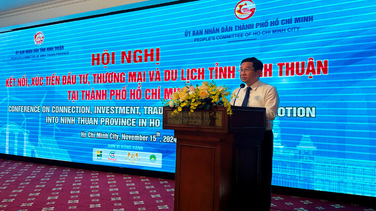 Phó Chủ tịch Thường trực Ủy ban nhân dân Thành phố Hồ Chí Minh Dương Ngọc Hải phát biểu tại hội nghị. Phó Chủ tịch Thường trực Ủy ban nhân dân Thành phố Hồ Chí Minh Dương Ngọc Hải phát biểu tại hội nghị.