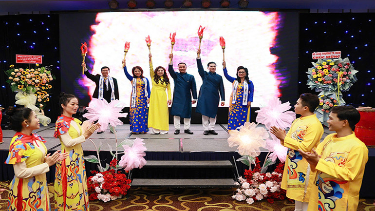 Phát động giải thưởng “Doanh nhân-Người truyền lửa” năm 2025