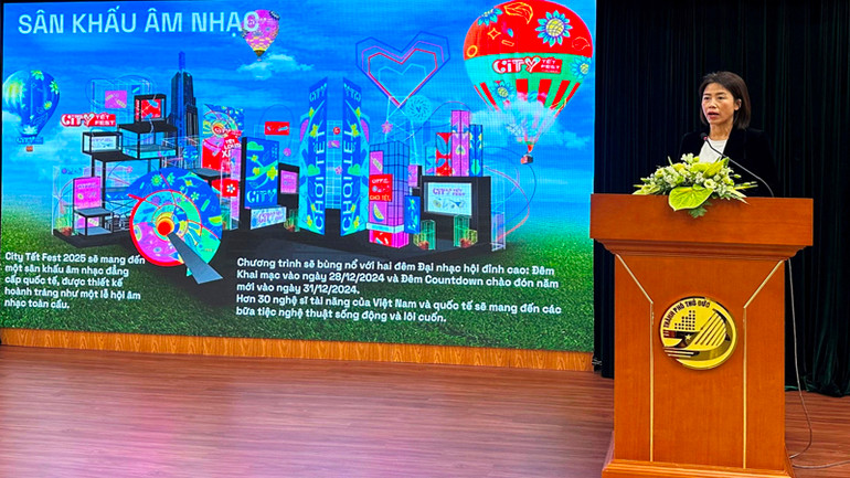 Đại diện Vietnam Brand Purpose giới thiệu một số nội dung đặc sắc của City Tết Fest Thủ Đức 2025.