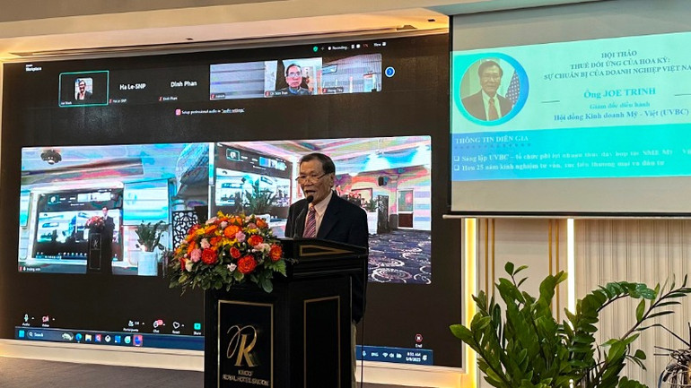 Ông Joe Trung Trinh, Giám đốc Điều hành Hội đồng Kinh doanh Hoa Kỳ-Việt Nam phát biểu tại hội thảo. Ông Joe Trung Trinh, Giám đốc Điều hành Hội đồng Kinh doanh Hoa Kỳ-Việt Nam phát biểu tại hội thảo.