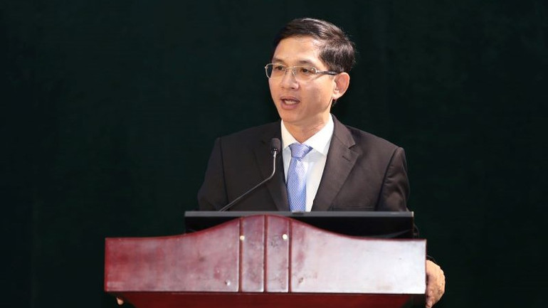 Phó giáo sư, Tiến sĩ Hoàng Công Gia Khánh phát biểu tại Hội thảo.