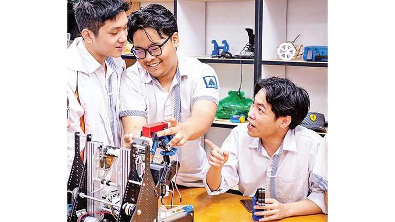Đội GreenAms Robotics 24751 là một trong hai đội đại diện Việt Nam sẽ tham gia giải vô địch thế giới tại Hoa Kỳ vào tháng 4/2025.