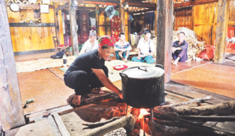 Đồng bào Lô Lô đen nơi đây vẫn còn giữ được nhiều nét văn hóa truyền thống.