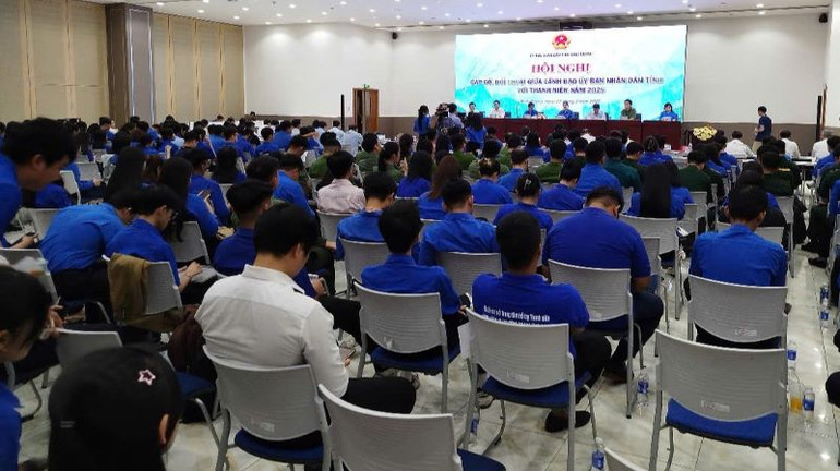 Toàn cảnh hội nghị. Toàn cảnh hội nghị.