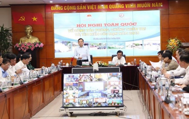 Phó Thủ tướng Chính phủ Trần Lưu Quang phát biểu chỉ đạo tại Hội nghị.