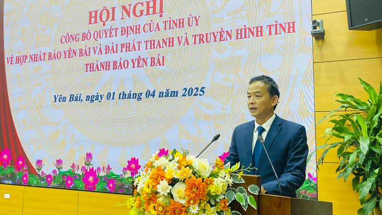 Tổng Biên tập Hà Ngọc Văn phát biểu nhận nhiệm vụ mới. (Ảnh: THANH SƠN)