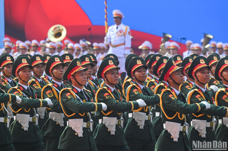 Khối sĩ quan lục quân.