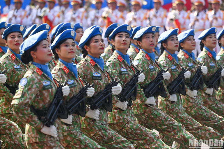 Khối gìn giữ hoà bình.