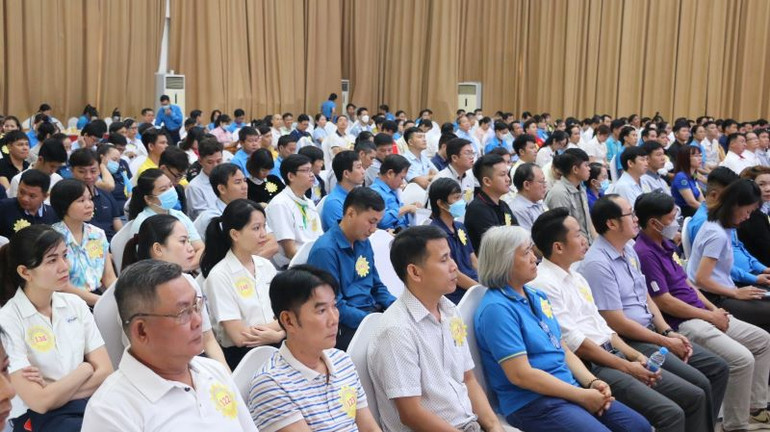 Công nhân lao động giỏi, lao động sáng tạo tiêu biểu dự Hội nghị.