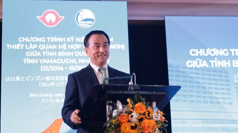 Ông Muraoka Tsugumasa, Thống đốc tỉnh Yamaguchi phát biểu ý kiến tại chương trình kỷ niệm.