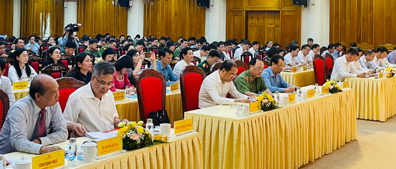 Quang cảnh buổi hội thảo.