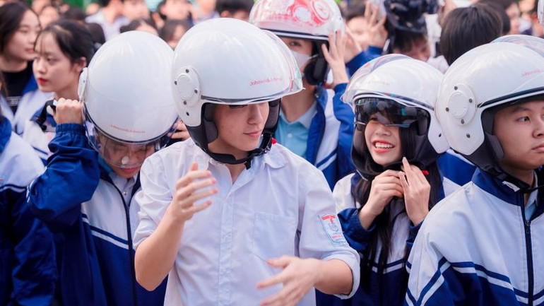 Qua hơn 13 năm triển khai, chương trình Mũ bảo hiểm cho em đã giúp thúc đẩy nhận thức của cộng đồng về tầm quan trọng của việc sử dụng mũ bảo hiểm đạt chất lượng ở thanh thiếu niên. Qua hơn 13 năm triển khai, chương trình Mũ bảo hiểm cho em đã giúp thúc đẩy nhận thức của cộng đồng về tầm quan trọng của việc sử dụng mũ bảo hiểm đạt chất lượng ở thanh thiếu niên.