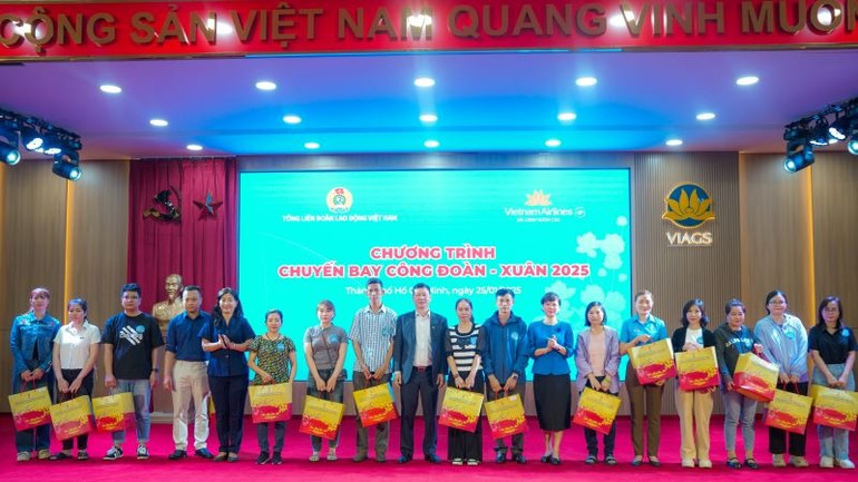 Đây là hoạt động thường niên được Hãng hàng không Quốc gia triển khai với mong muốn đưa người lao động trở về gia đình, tận hưởng khoảnh khắc thiêng liêng của ngày Tết cổ truyền.