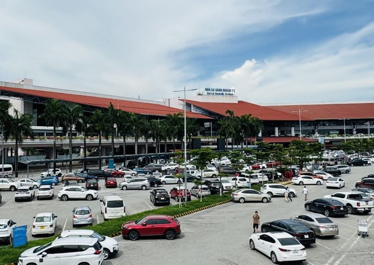 Nhà ga T1, Cảng Hàng không quốc tế Nội Bài. Nhà ga T1, Cảng Hàng không quốc tế Nội Bài.