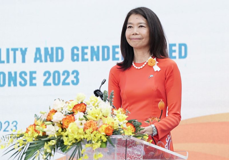 Bà Pauline Tamesis, Điều phối viên thường trú Liên hợp quốc tại Việt Nam phát biểu tại sự kiện. Bà Pauline Tamesis, Điều phối viên thường trú Liên hợp quốc tại Việt Nam phát biểu tại sự kiện.