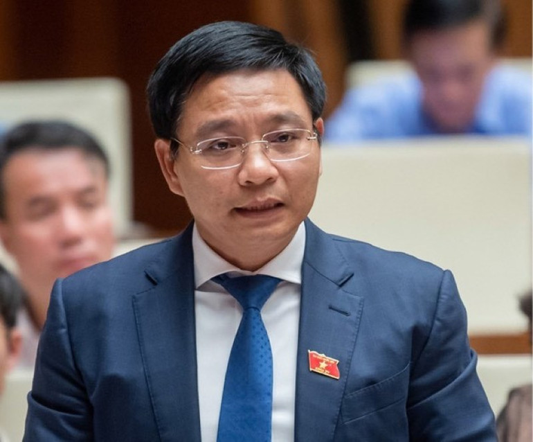 Bộ trưởng Giao thông vận tải Nguyễn Văn Thắng.