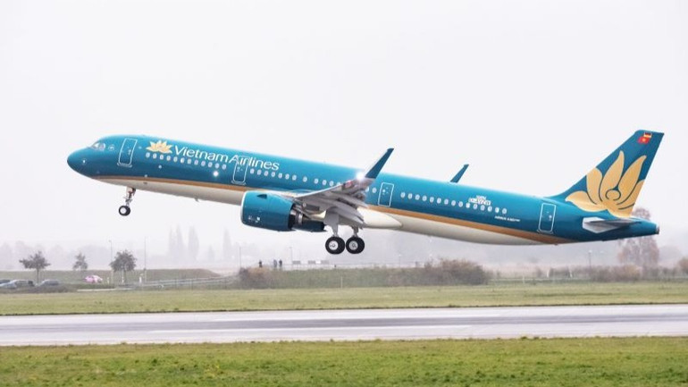 Theo quy định chuyên ngành, hành lang an toàn hoạt động bay được xác định là bán kính 8km tính từ điểm quy chiếu sân bay.