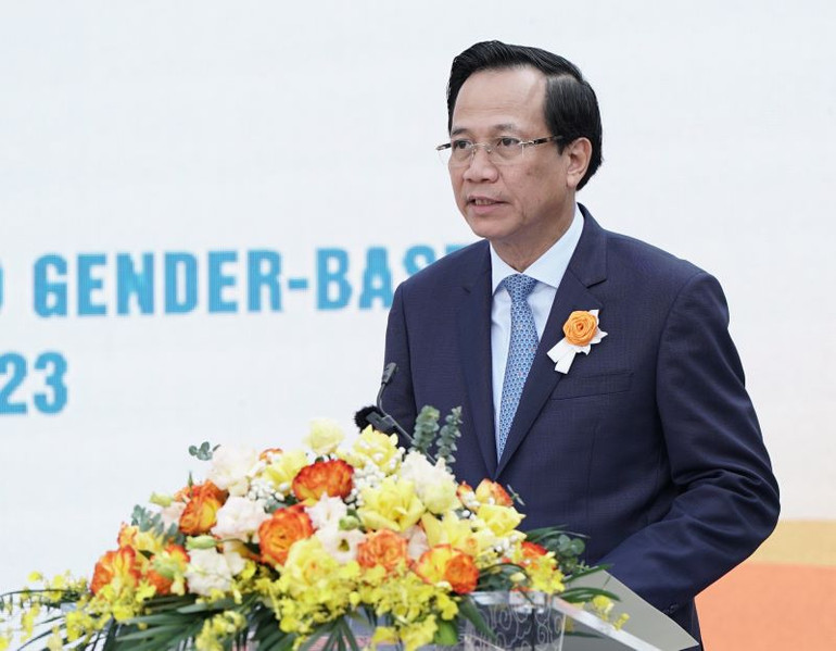 Bộ trưởng Lao động-Thương binh và Xã hội, Chủ tịch Ủy ban quốc gia vì sự tiến bộ của phụ nữ Việt Nam Đào Ngọc Dung phát động “Tháng hành động vì bình đẳng giới". Bộ trưởng Lao động-Thương binh và Xã hội, Chủ tịch Ủy ban quốc gia vì sự tiến bộ của phụ nữ Việt Nam Đào Ngọc Dung phát động “Tháng hành động vì bình đẳng giới".