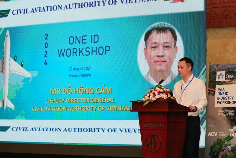 Phó cục trưởng Hàng không Việt Nam Đỗ Hồng Cẩm phát biểu ý kiến tại hội thảo.