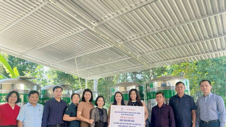 TVF bàn giao công trình nước sạch cho trường Mầm non Hương Bình. TVF bàn giao công trình nước sạch cho trường Mầm non Hương Bình.