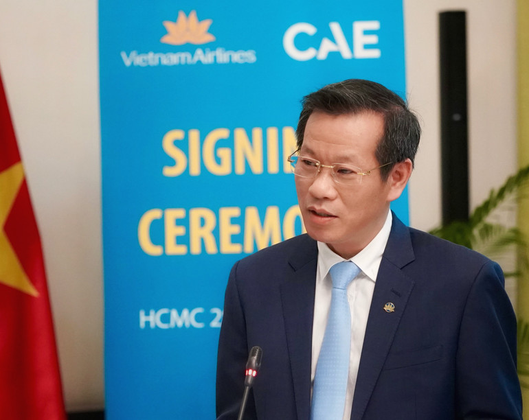 Phó Tổng Giám đốc Vietnam Airlines Đặng Anh Tuấn cho biết, khai thác hiệu quả các thiết bị mô phỏng buồng lái ngay tại Việt Nam có ý nghĩa đặc biệt quan trọng đối với công tác huấn luyện, giúp gia tăng sự an toàn, tính chủ động của hãng.