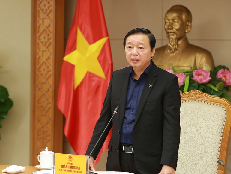 Phó Thủ tướng Trần Hồng Hà yêu cầu cần nghiên cứu, đề xuất phương án đầu tư bảo đảm khả thi, an toàn, hiệu quả, đáp ứng yêu cầu giai đoạn trước mắt và lâu dài.