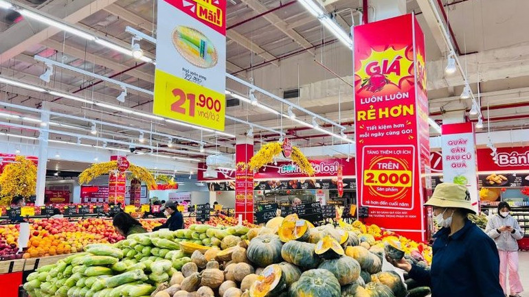 Đáp ứng nhu cầu mua sắm dịp Tết Nguyên tiêu (rằm tháng Giêng), Central Retail áp dụng nhiều ưu đãi hấp dẫn đối với các sản phẩm rau quả và đồ ăn chay lên đến 30%.